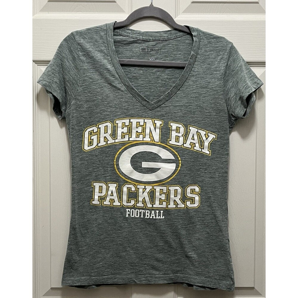 Green Bay Packers Womens L Green V Neck T Shirt NFL Football Logo
